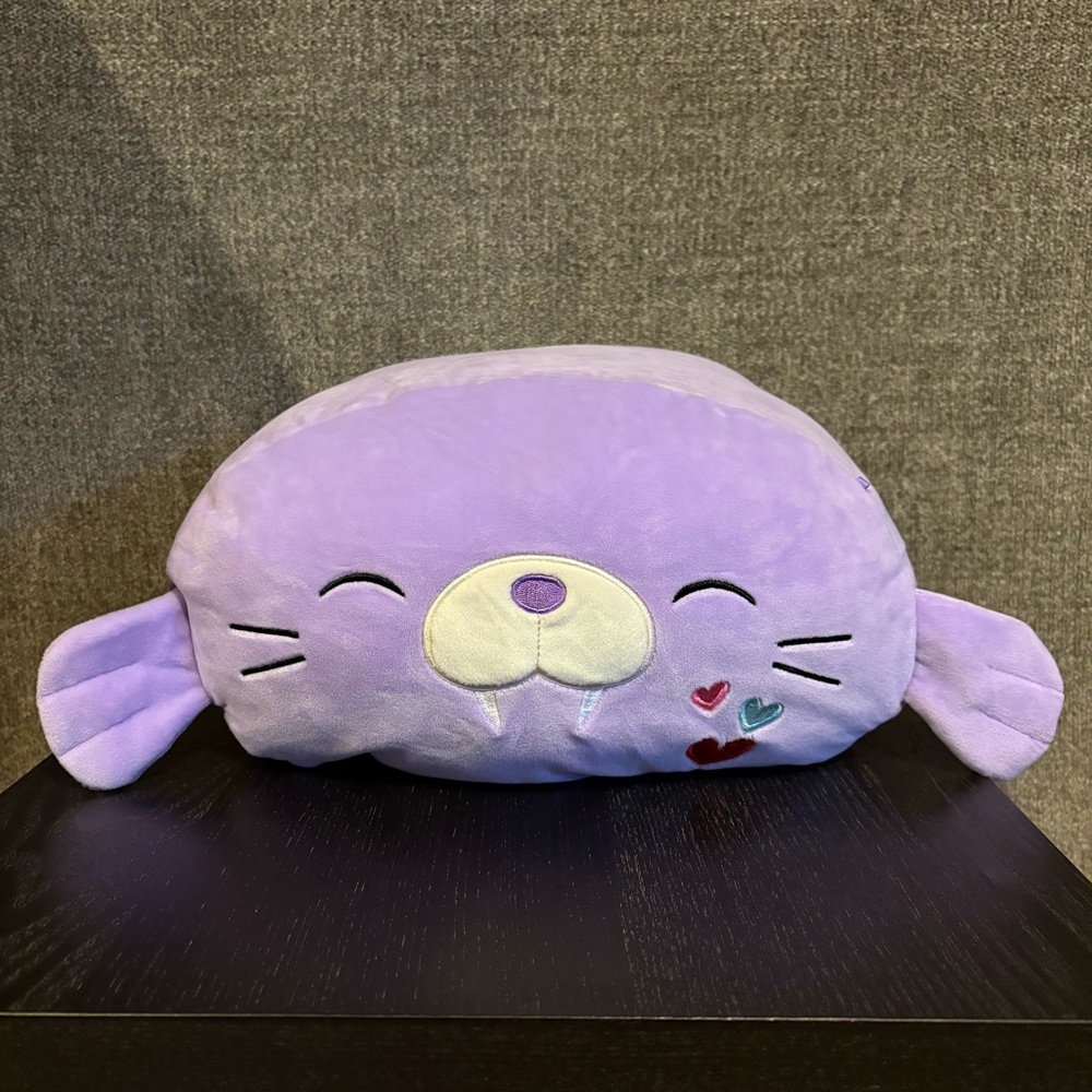 Winnie Walrus Stackable Squishmallow